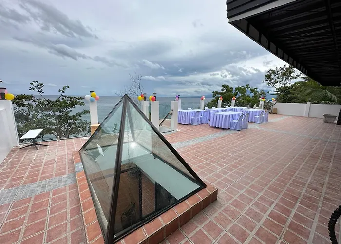 The French Villa-santander Cebu * Santander